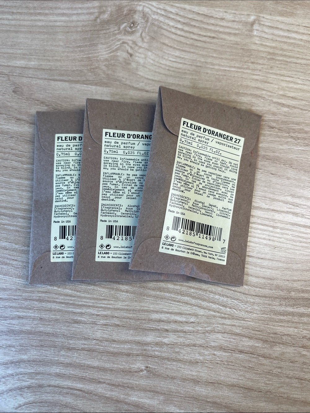 Le Labo Fleur d'Oranger 27 Sample Sachets in Brown